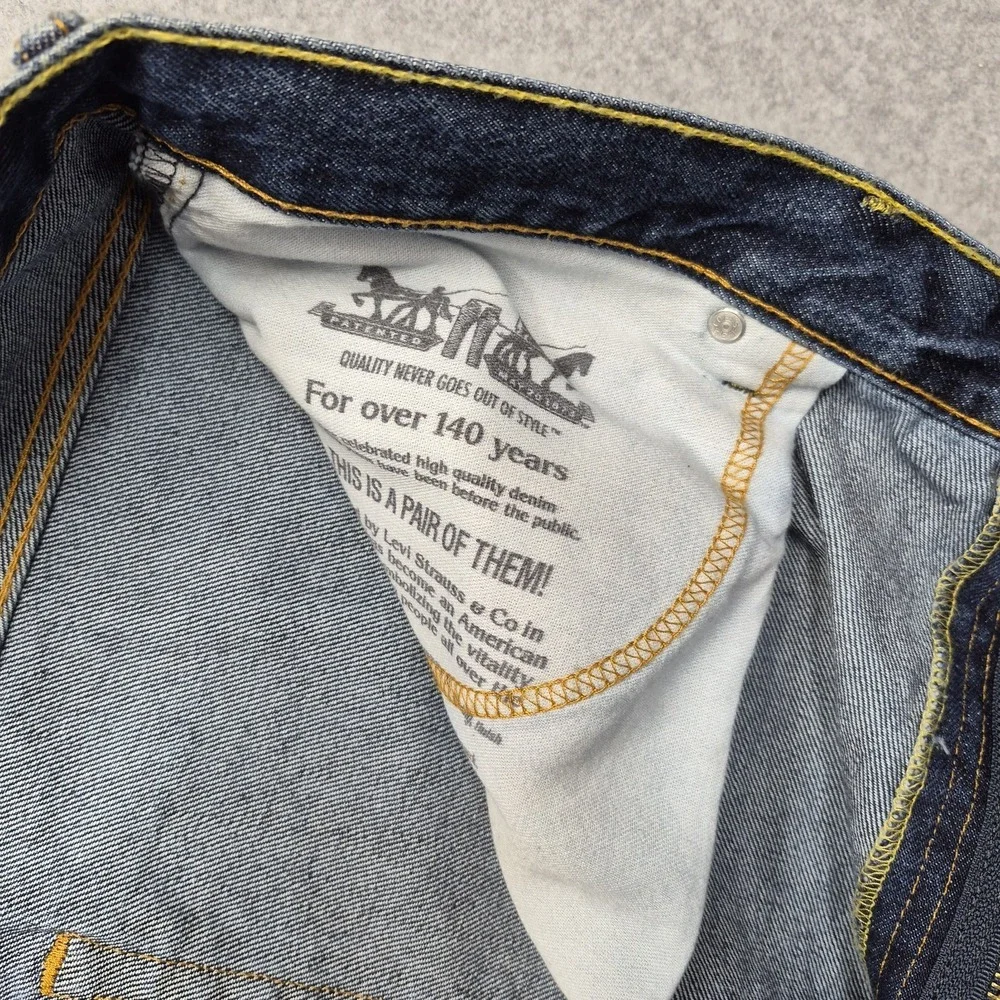 Levi's 505 Jeans Mens 44x29 Dark Wash Straight Leg Classic Denim Regular Fit